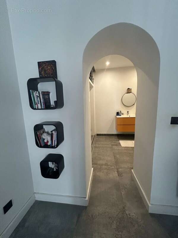 Appartement à MARSEILLE-7E