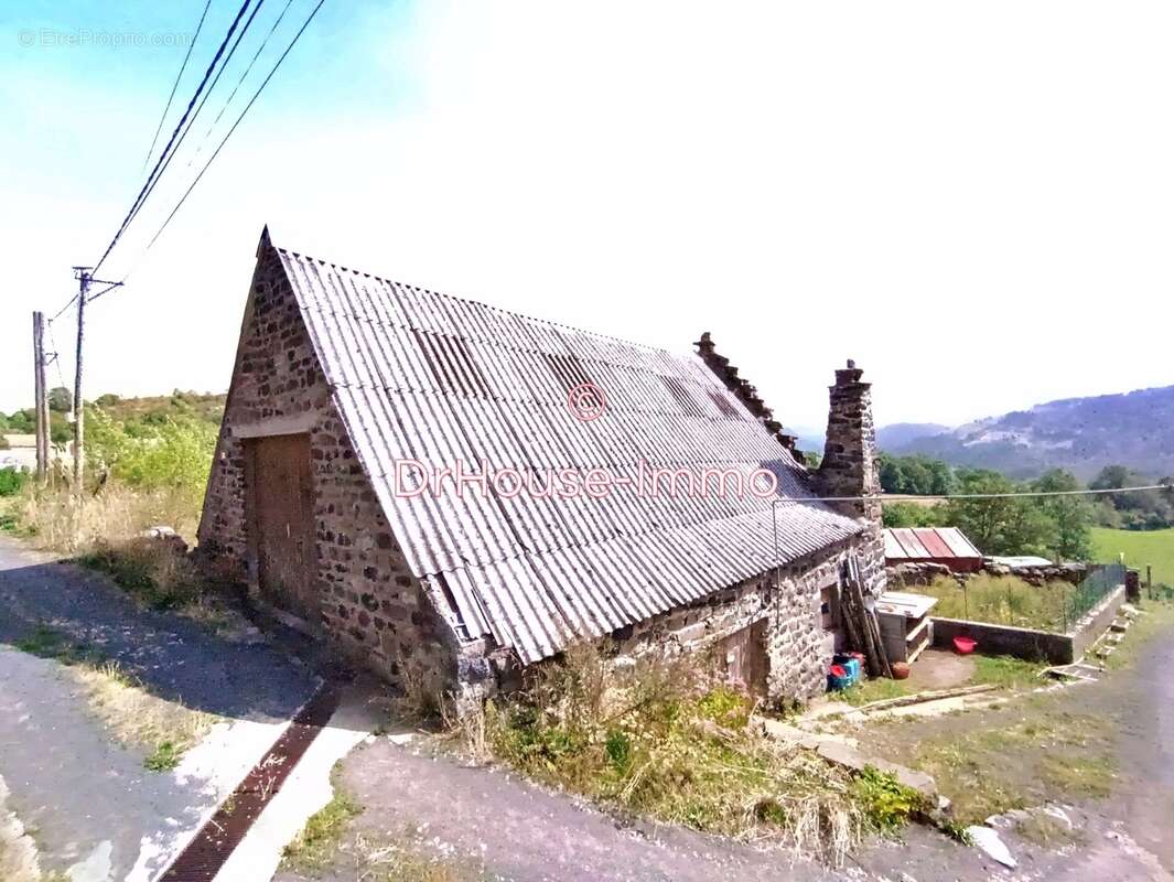 Maison à SAINT-FRONT