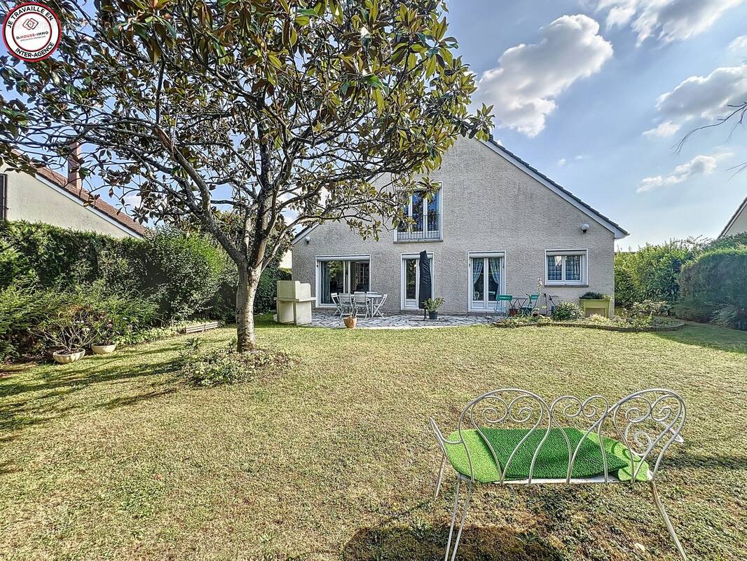 Maison à COMBS-LA-VILLE