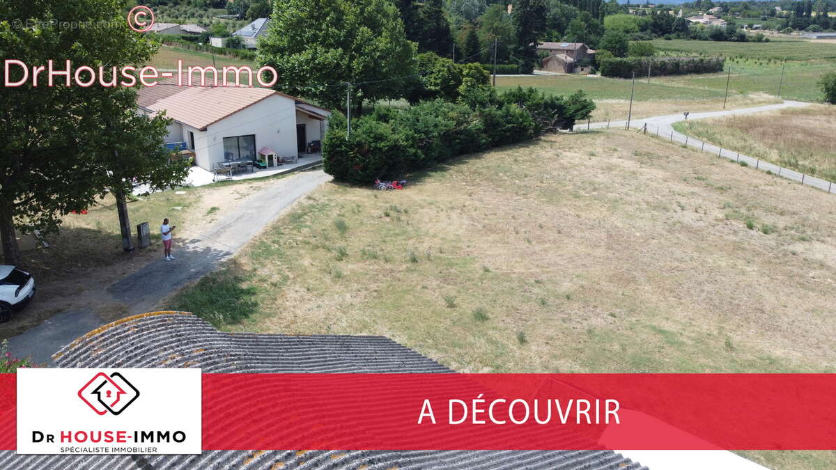 Maison à MONTELEGER