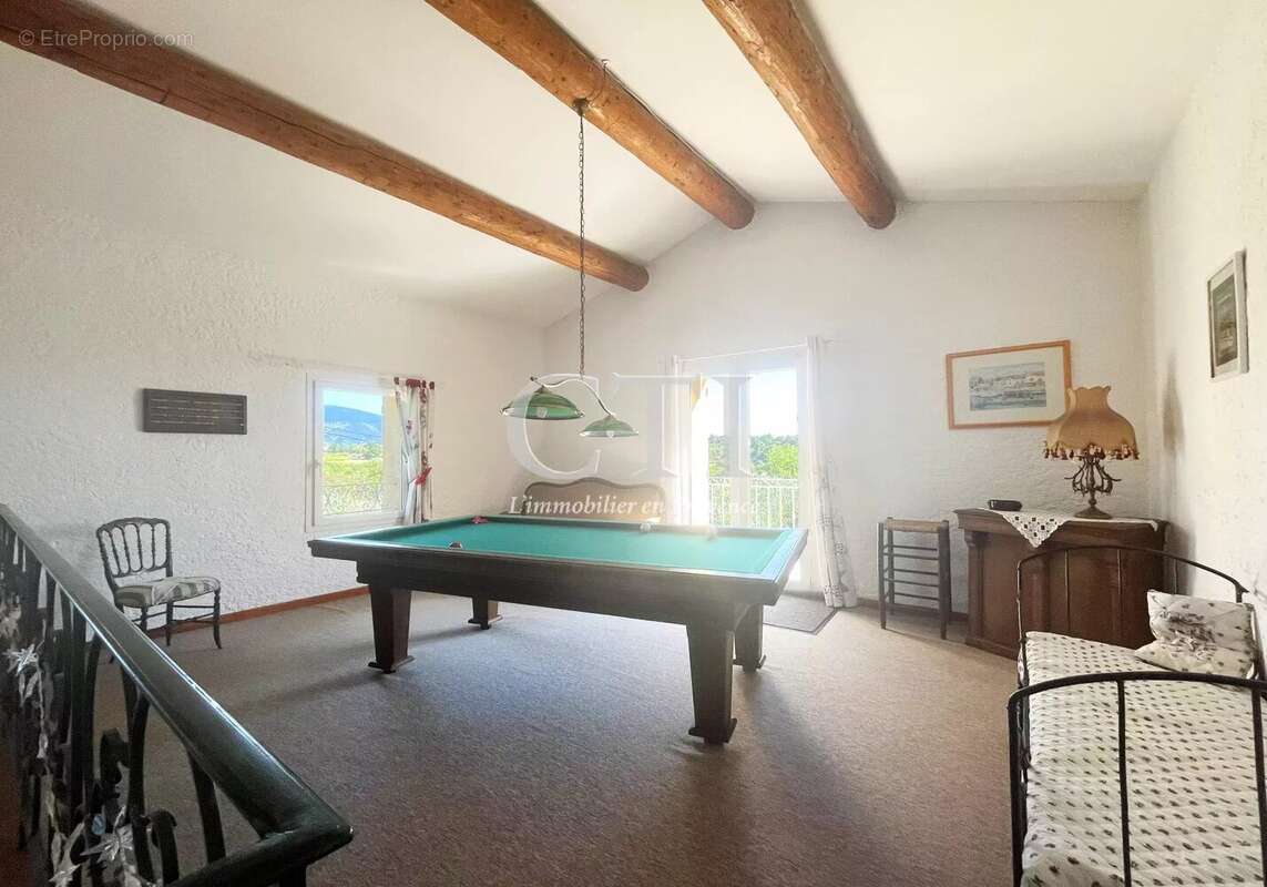 Maison à VAISON-LA-ROMAINE