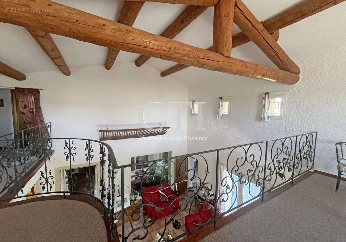 Maison à VAISON-LA-ROMAINE