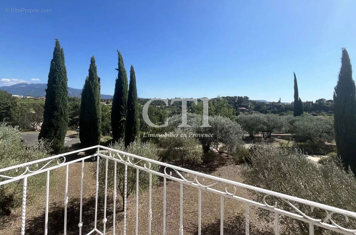 Maison à VAISON-LA-ROMAINE