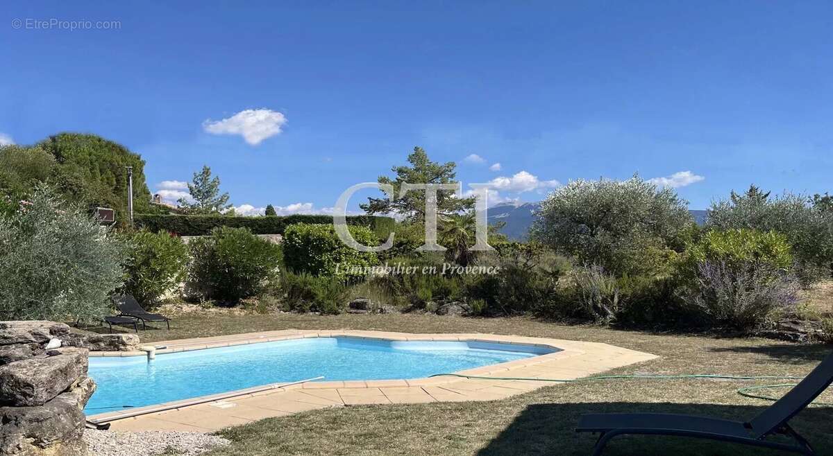 Maison à VAISON-LA-ROMAINE