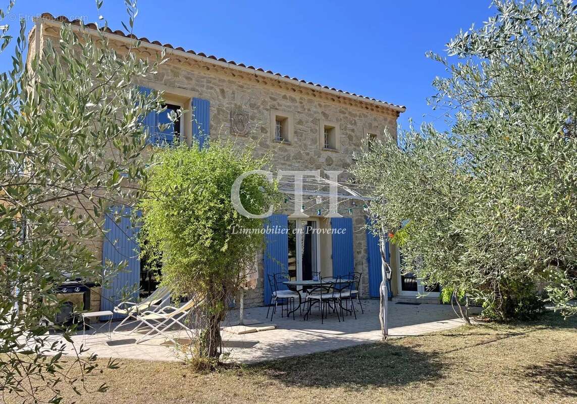 Maison à VAISON-LA-ROMAINE