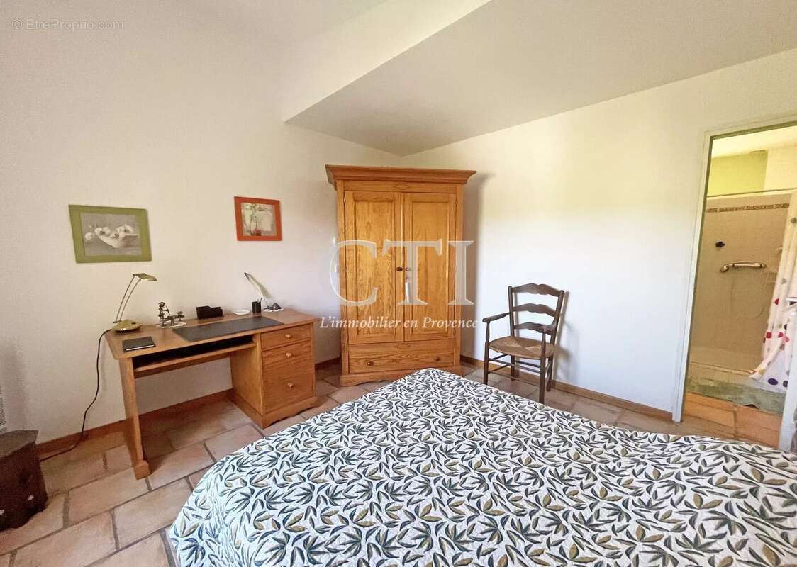 Maison à VAISON-LA-ROMAINE