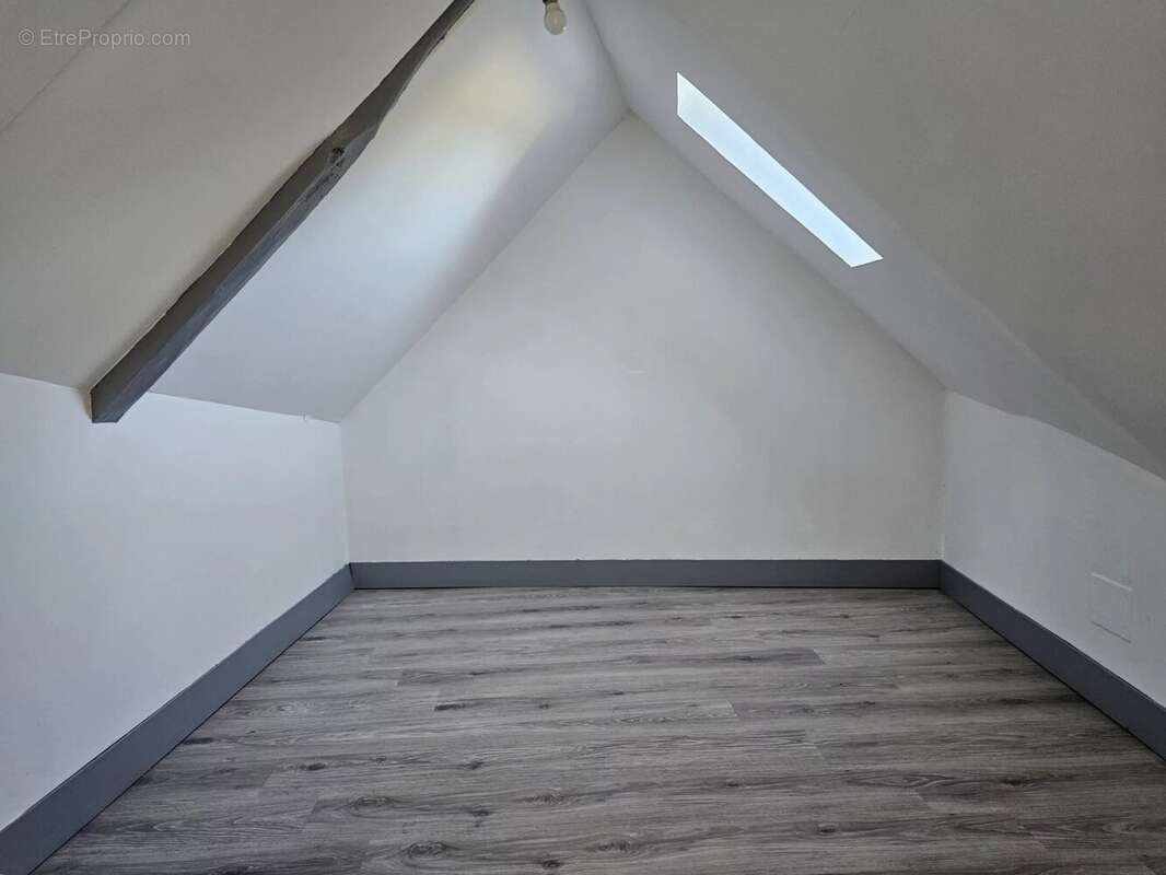 Maison à PONT-L&#039;EVEQUE