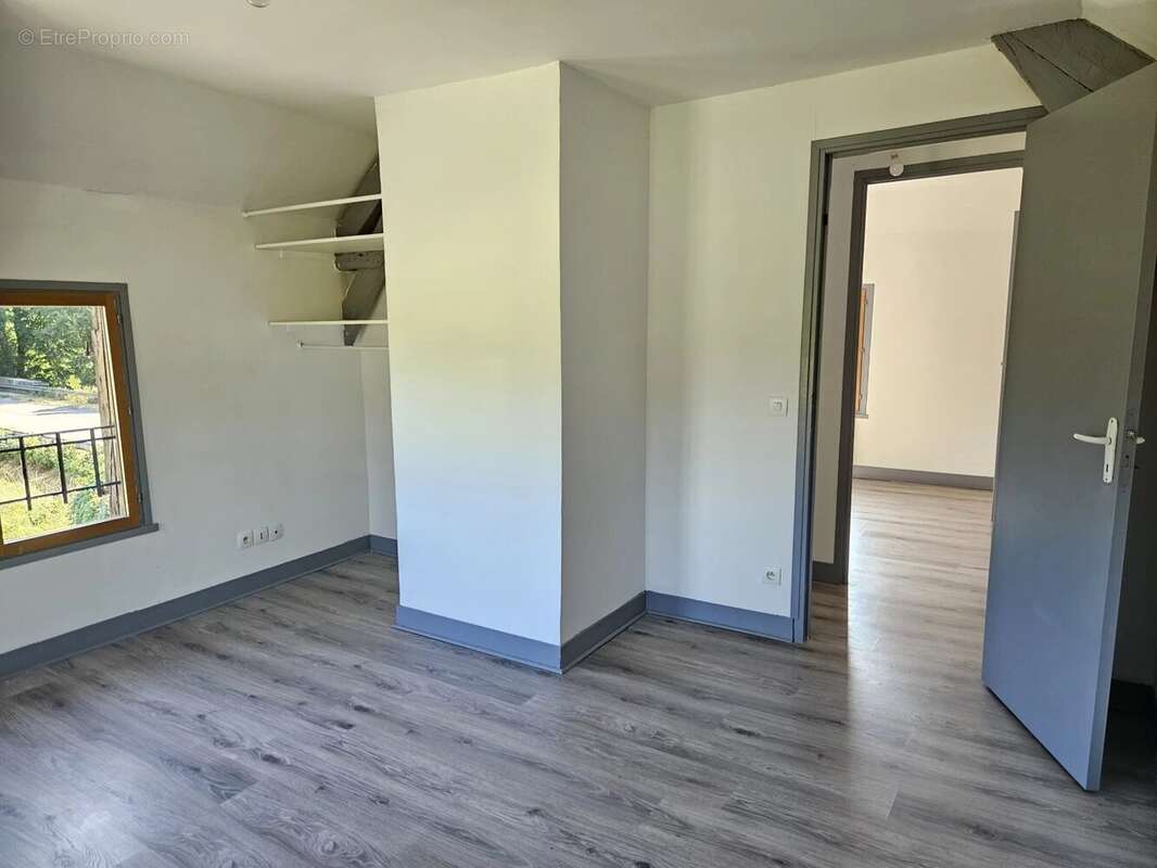 Maison à PONT-L&#039;EVEQUE