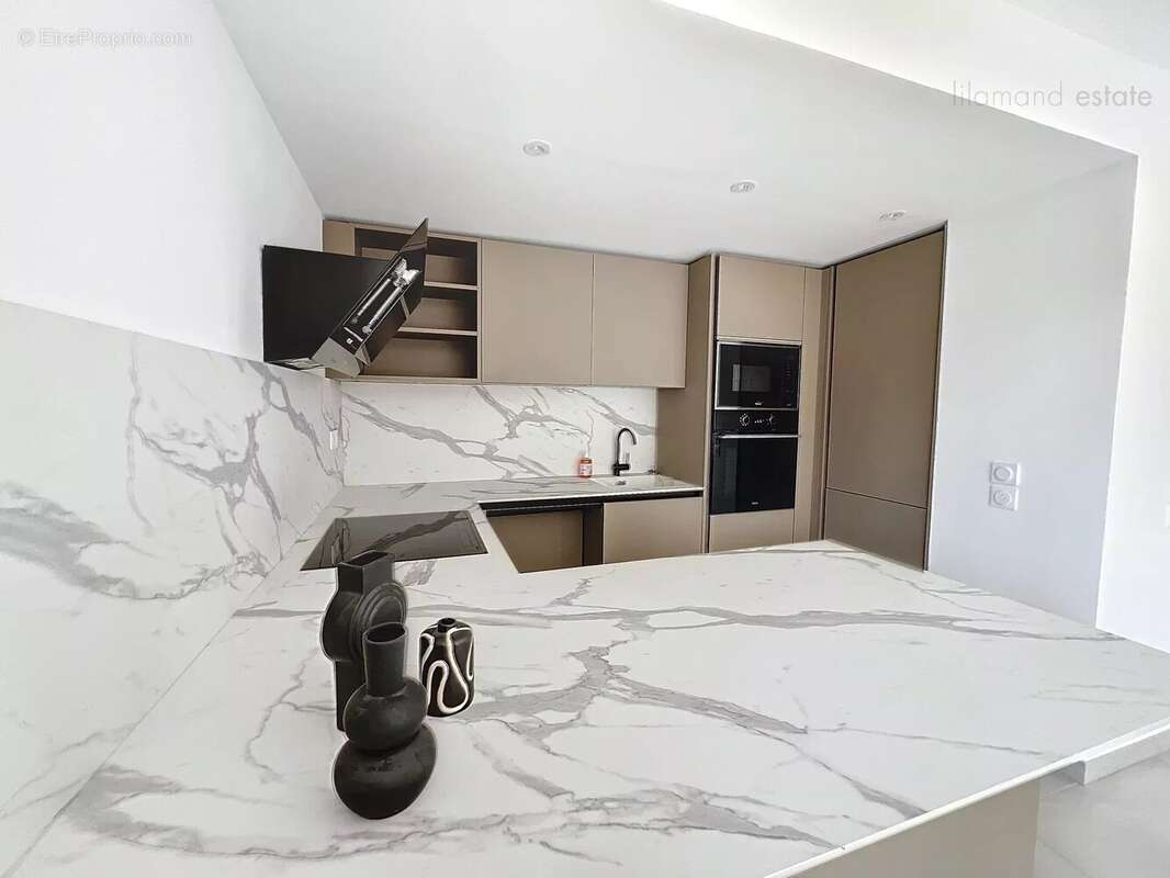 Appartement à LE CANNET