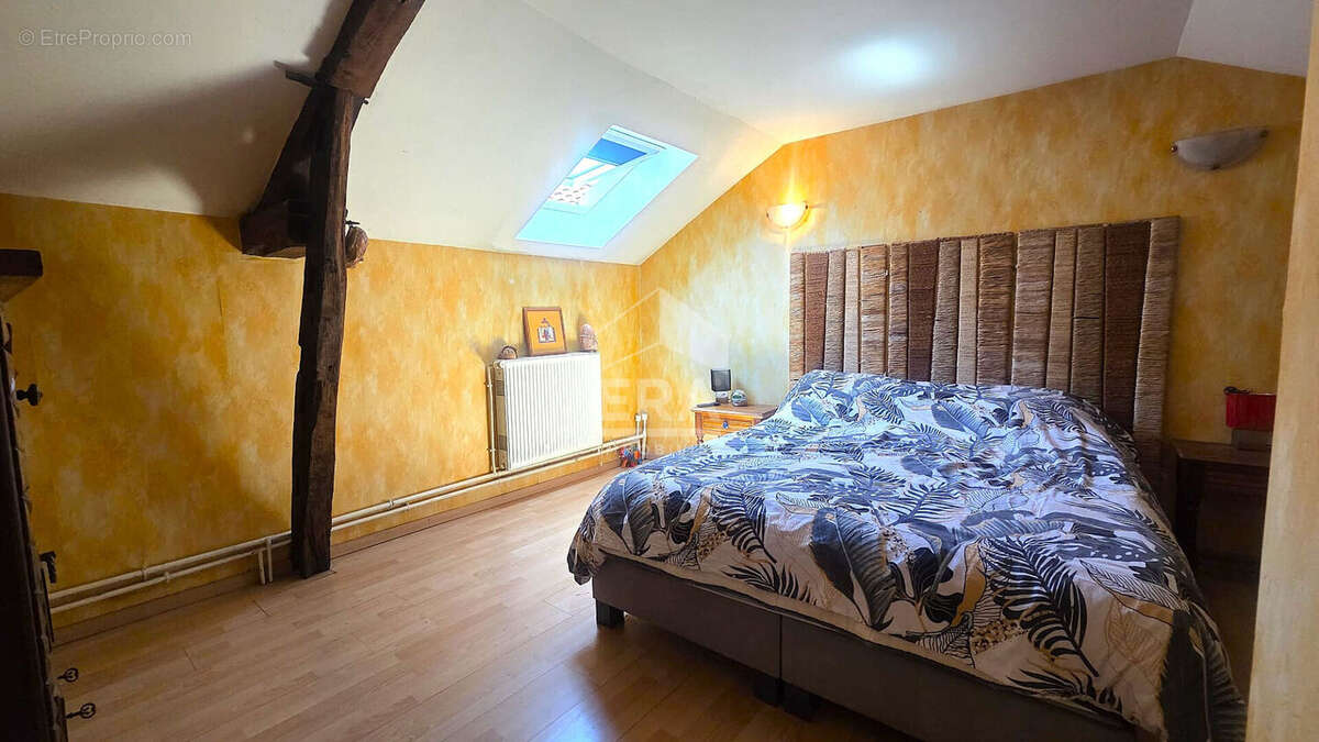 Maison à VIC-EN-BIGORRE