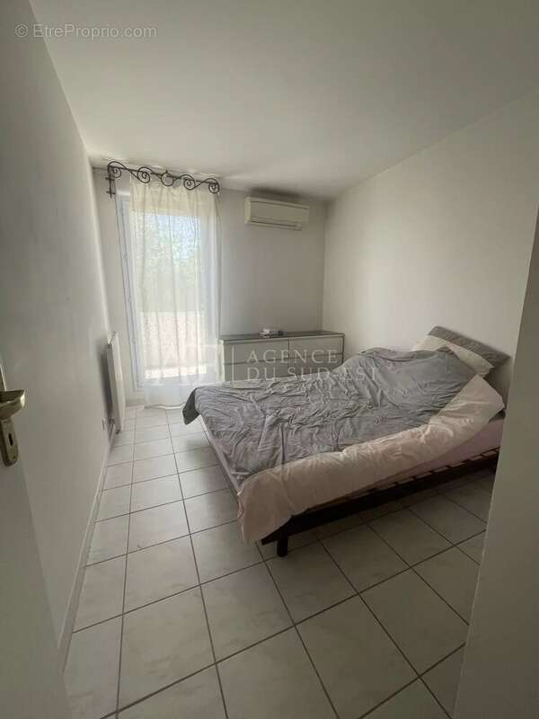 Appartement à VENELLES