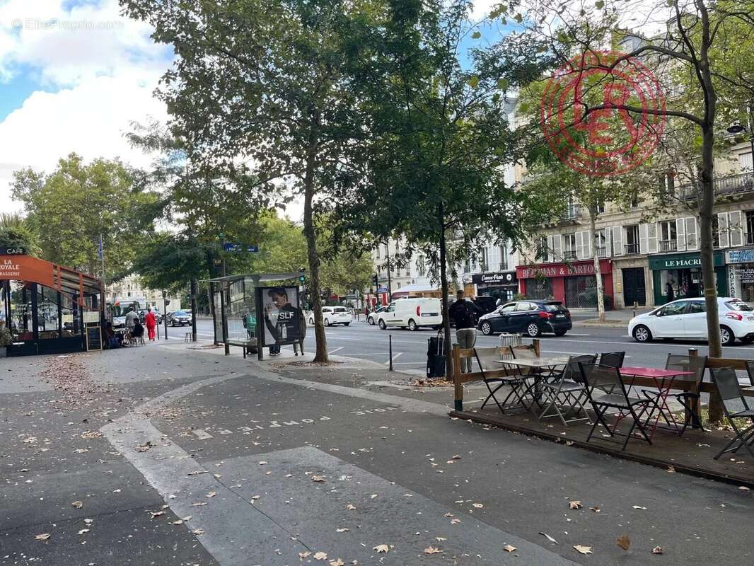 Commerce à PARIS-3E