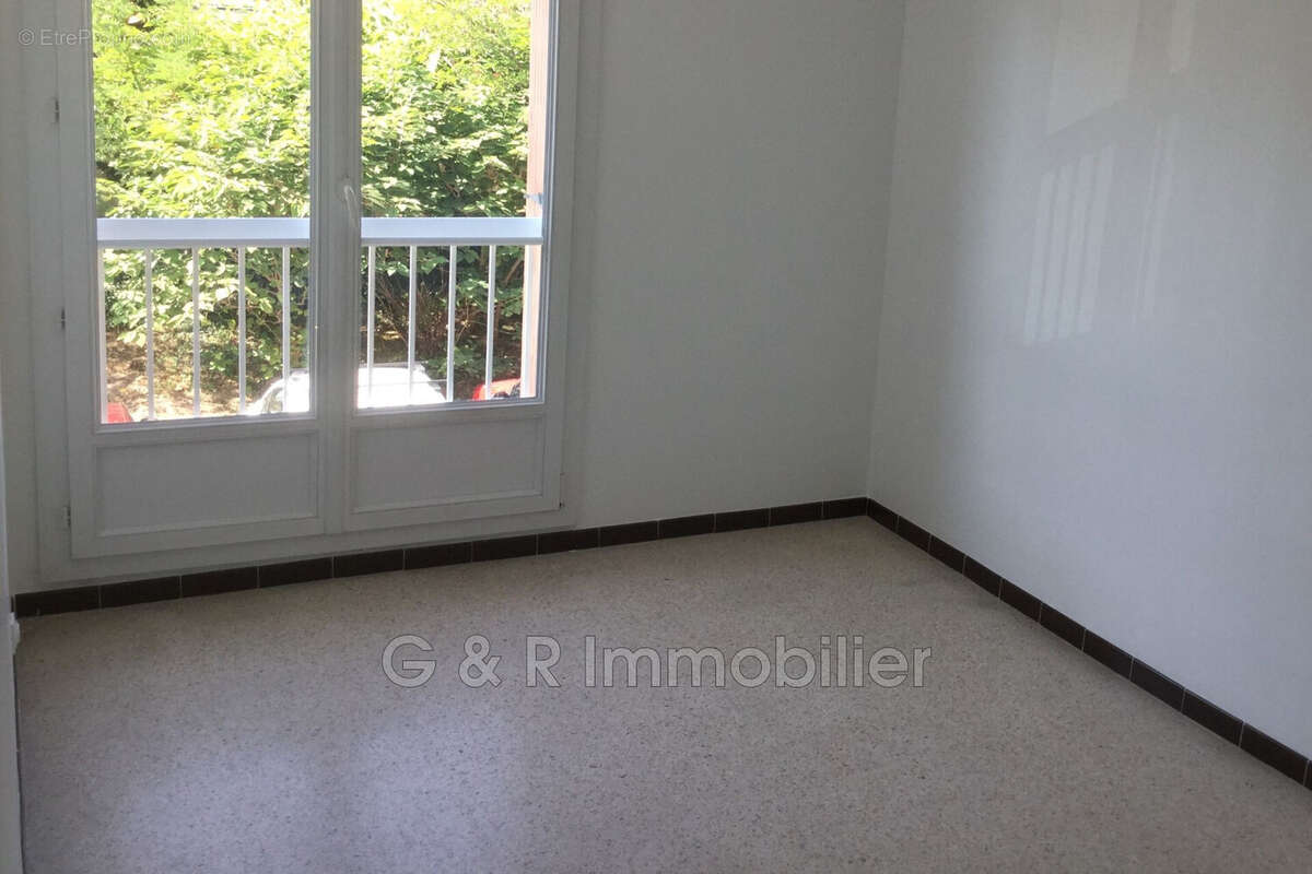 Appartement à MARSEILLE-9E