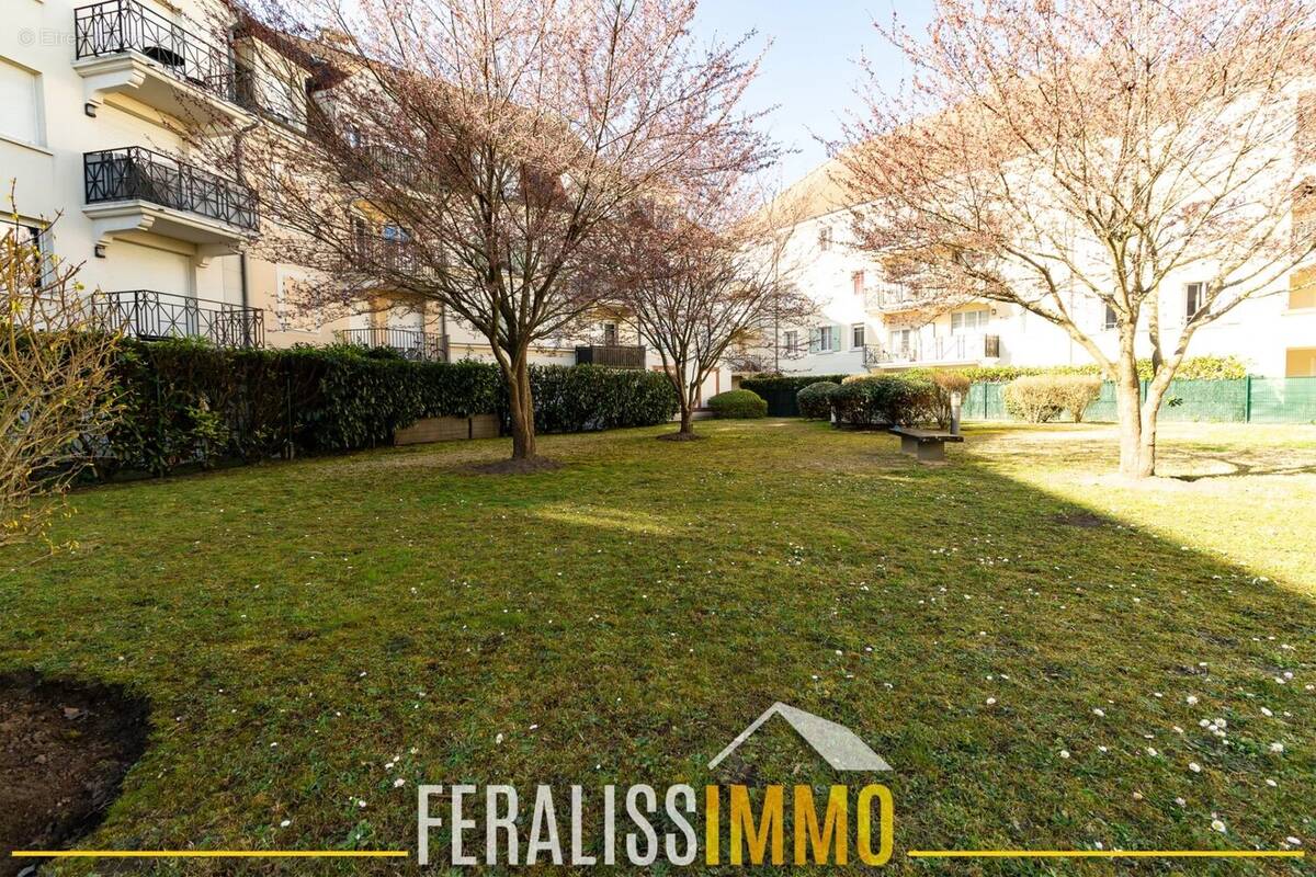 Appartement à VAUREAL