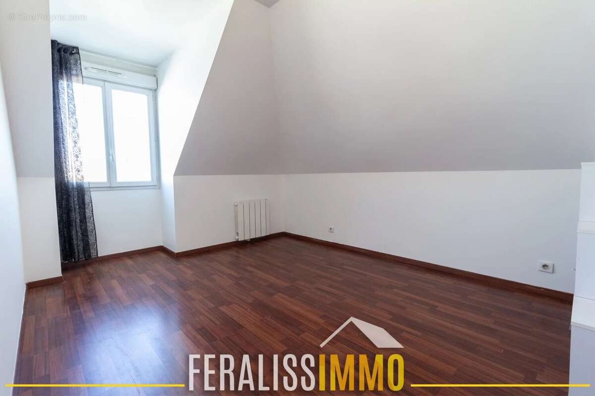 Appartement à VAUREAL