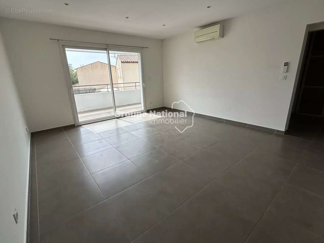 Appartement à SALON-DE-PROVENCE