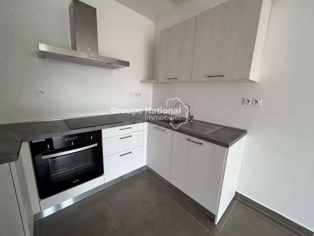 Appartement à SALON-DE-PROVENCE