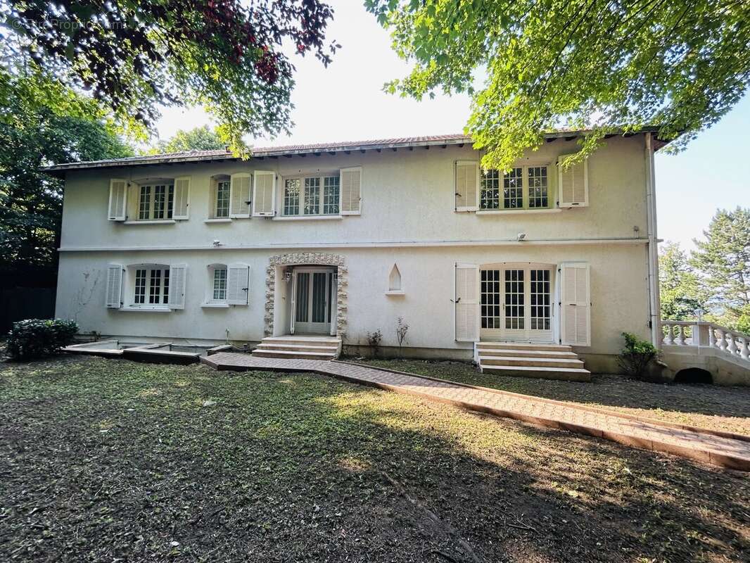 Maison à SAINT-ETIENNE