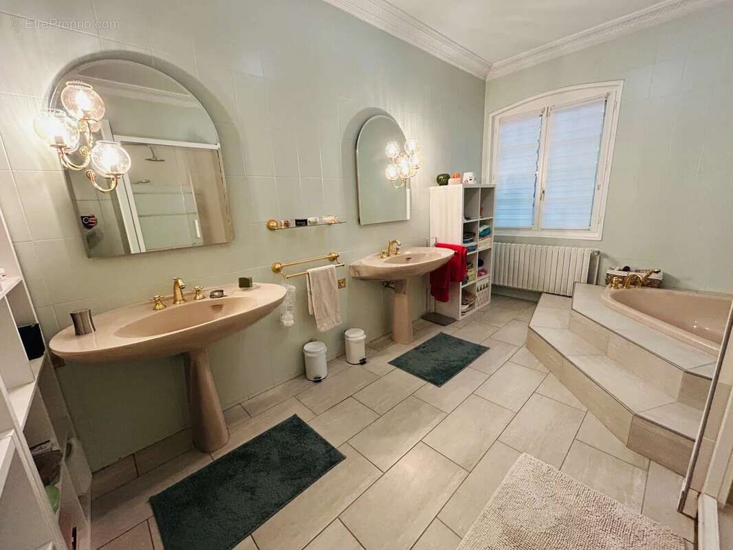 Maison à SAINT-ETIENNE