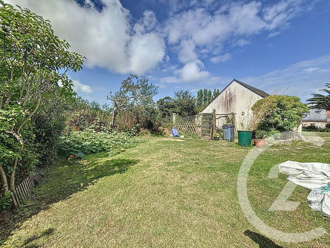 Terrain à TREGASTEL