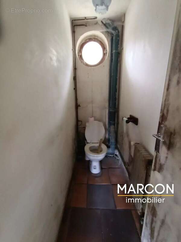 Maison à SAINT-MEDARD-LA-ROCHETTE