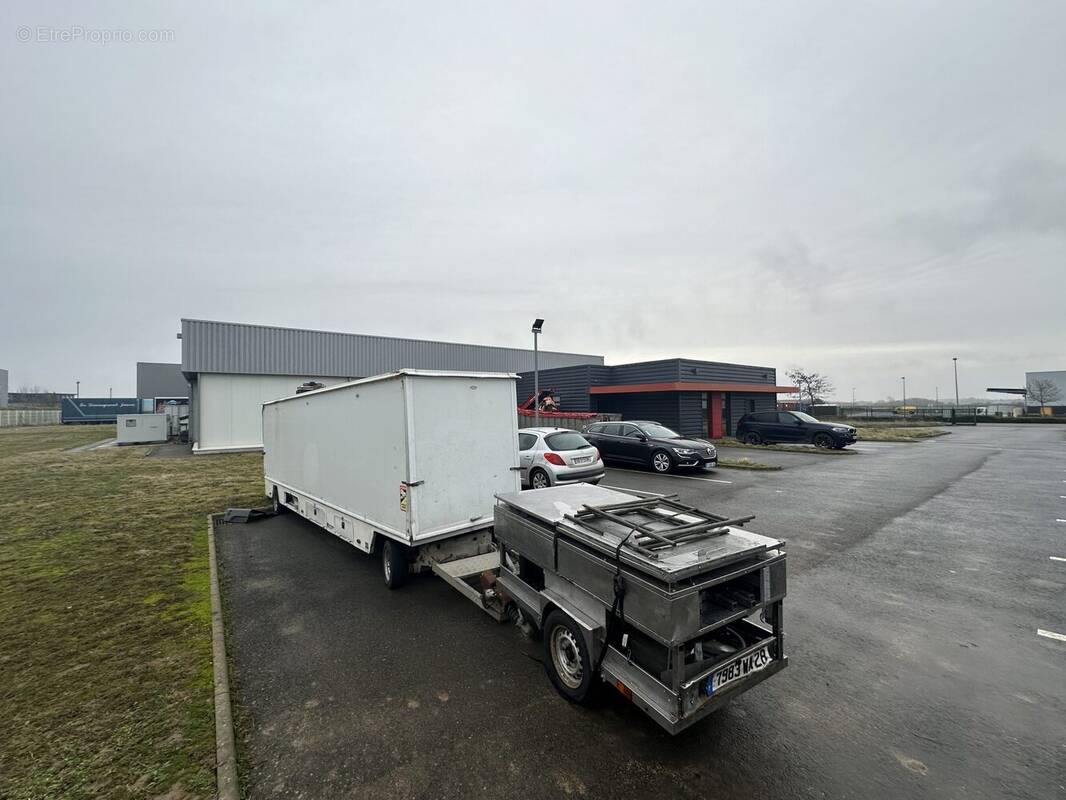 Commerce à GELLAINVILLE