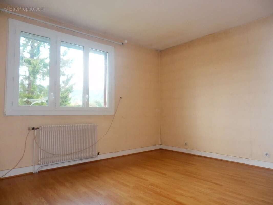 Maison à HONDOUVILLE