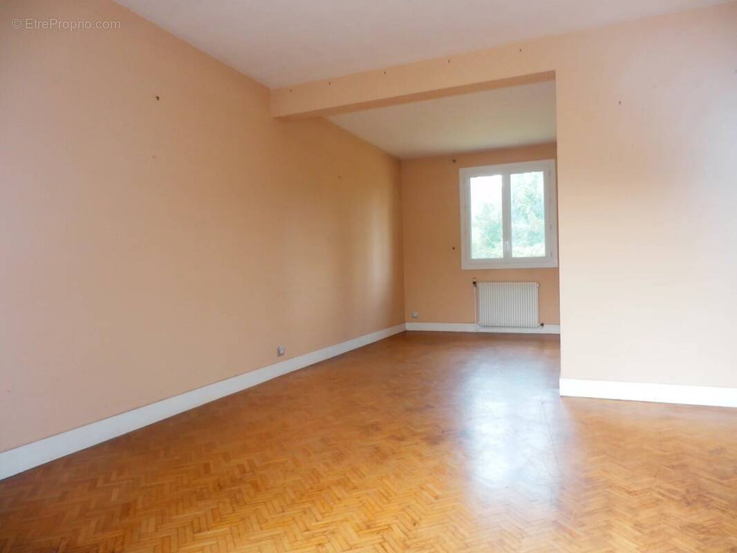 Maison à HONDOUVILLE