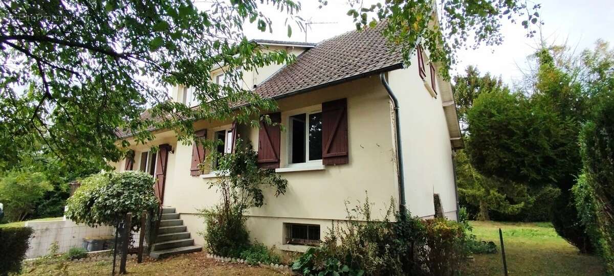 Maison à HONDOUVILLE