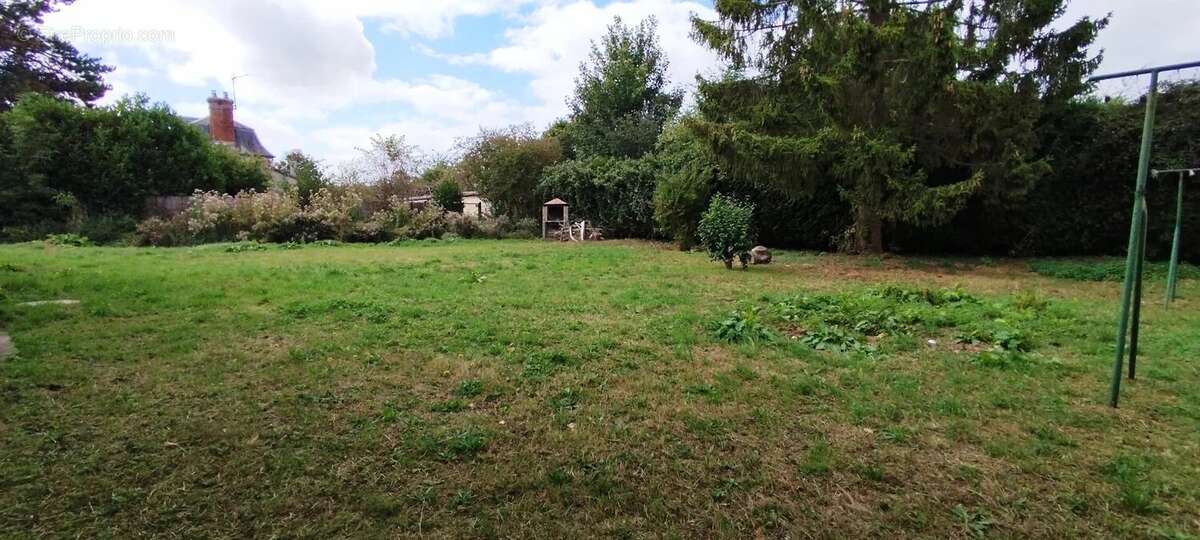 Maison à HONDOUVILLE