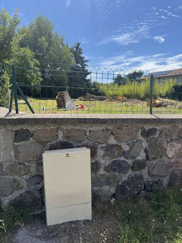 Terrain à SAINT-GERMAIN-LAPRADE