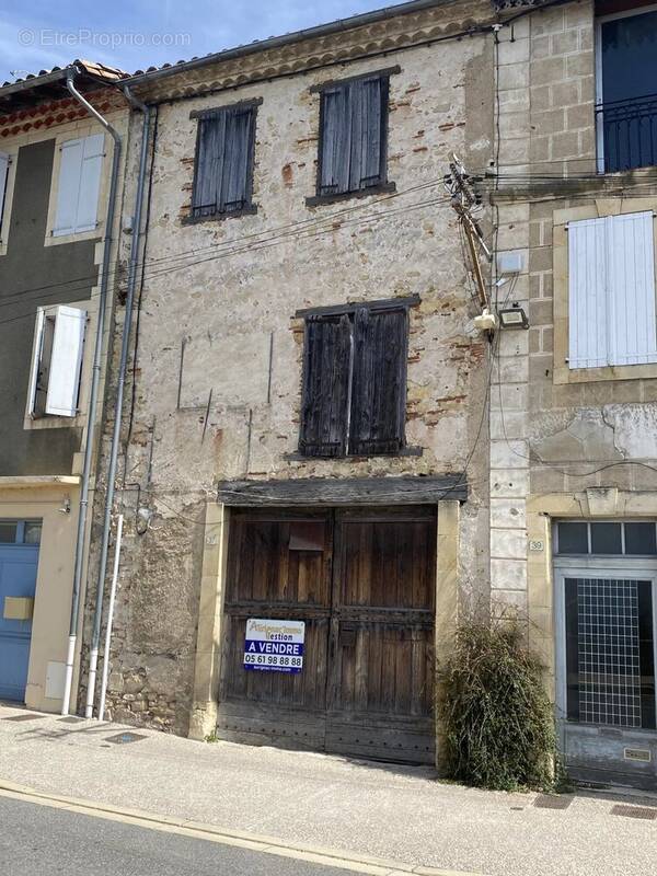 Maison à AURIGNAC