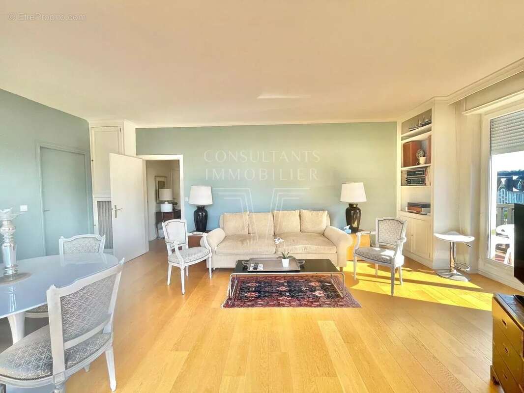 Appartement à DEAUVILLE