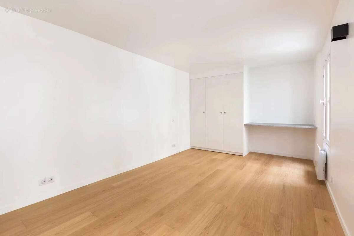 Appartement à PARIS-4E