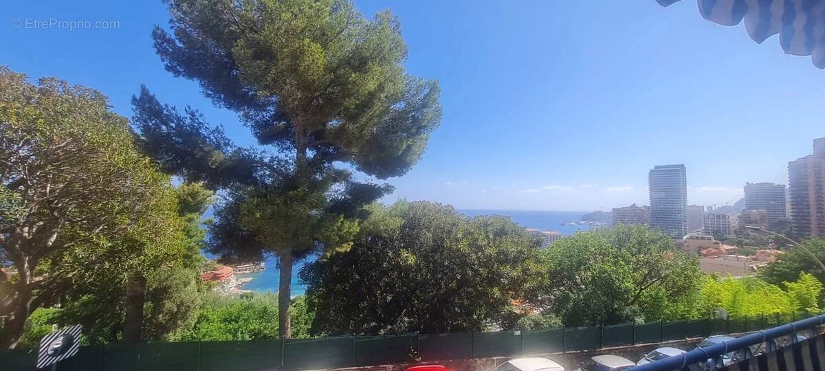 Appartement à ROQUEBRUNE-CAP-MARTIN