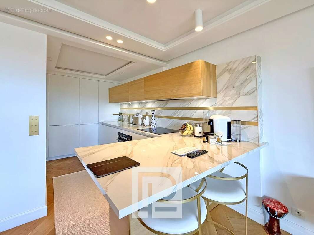 Appartement à LE CANNET