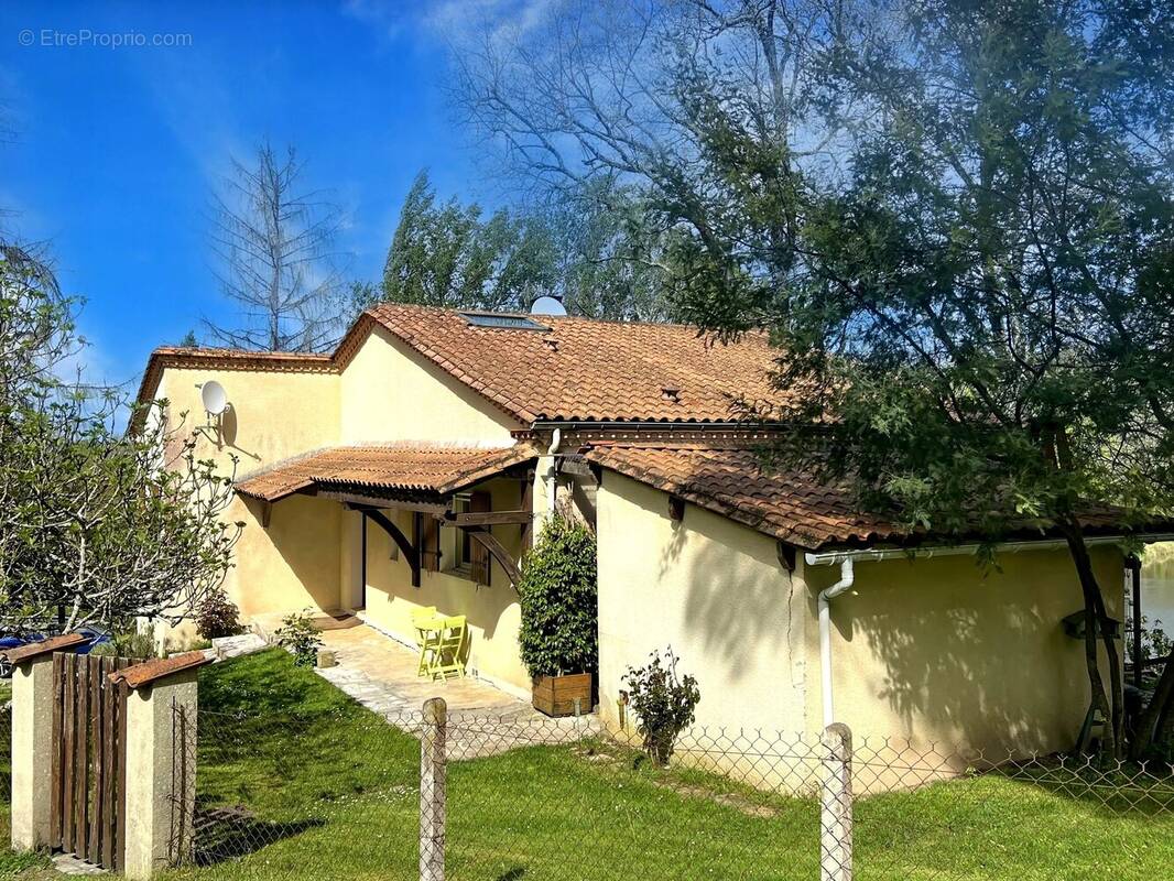 Maison à SAUSSIGNAC