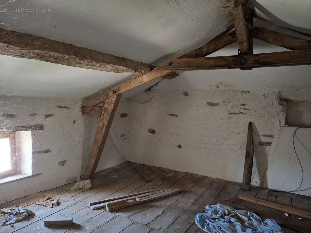 Maison à SAINT-SORNIN-LA-MARCHE