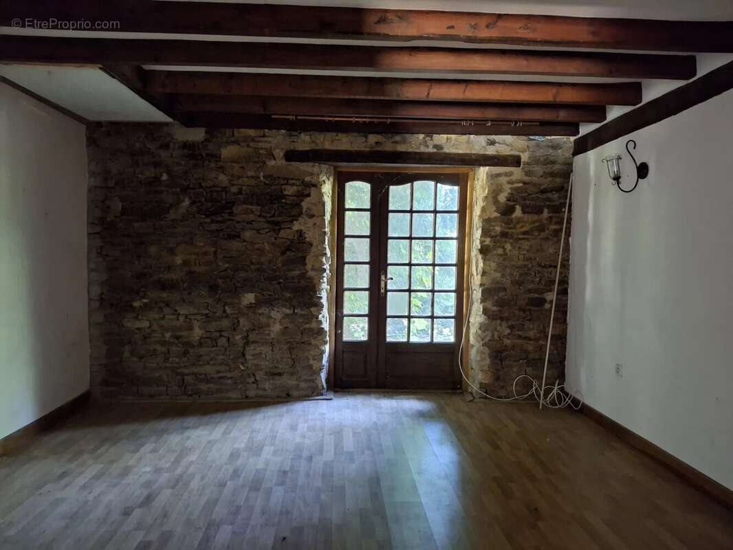 Maison à SAINT-SORNIN-LA-MARCHE