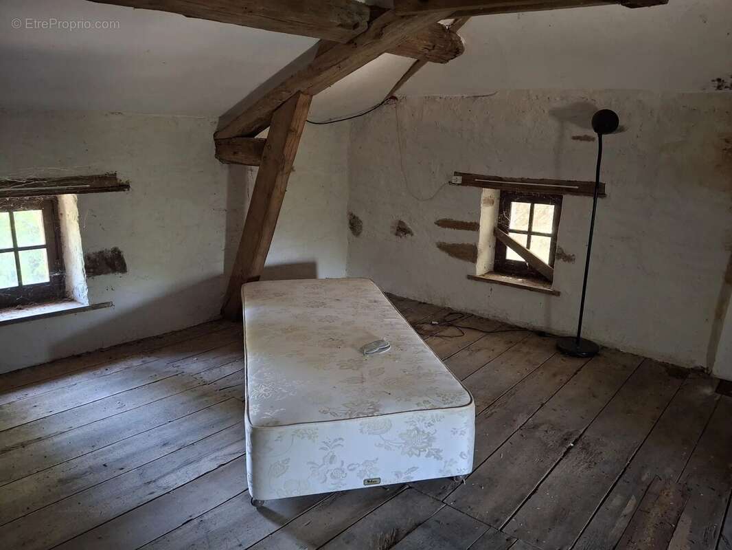 Maison à SAINT-SORNIN-LA-MARCHE