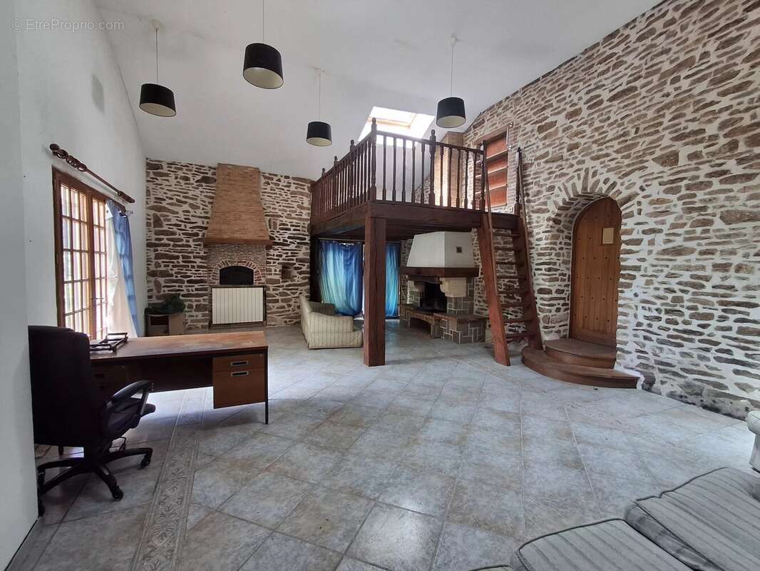 Maison à SAINT-SORNIN-LA-MARCHE