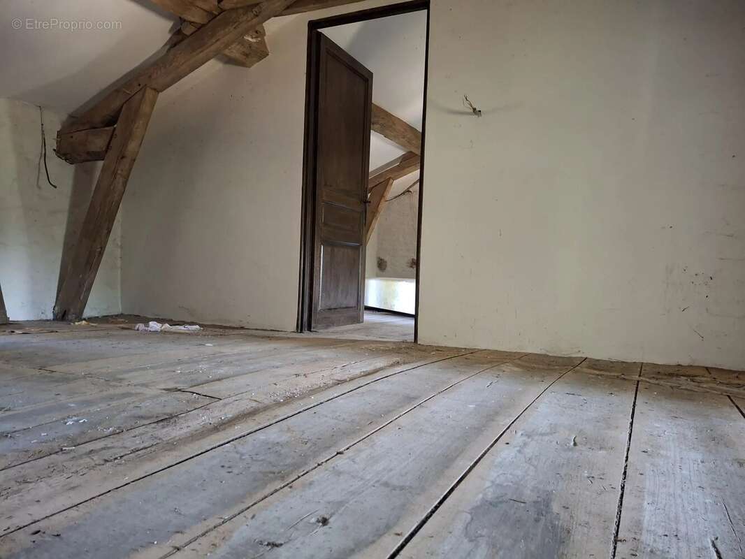 Maison à SAINT-SORNIN-LA-MARCHE