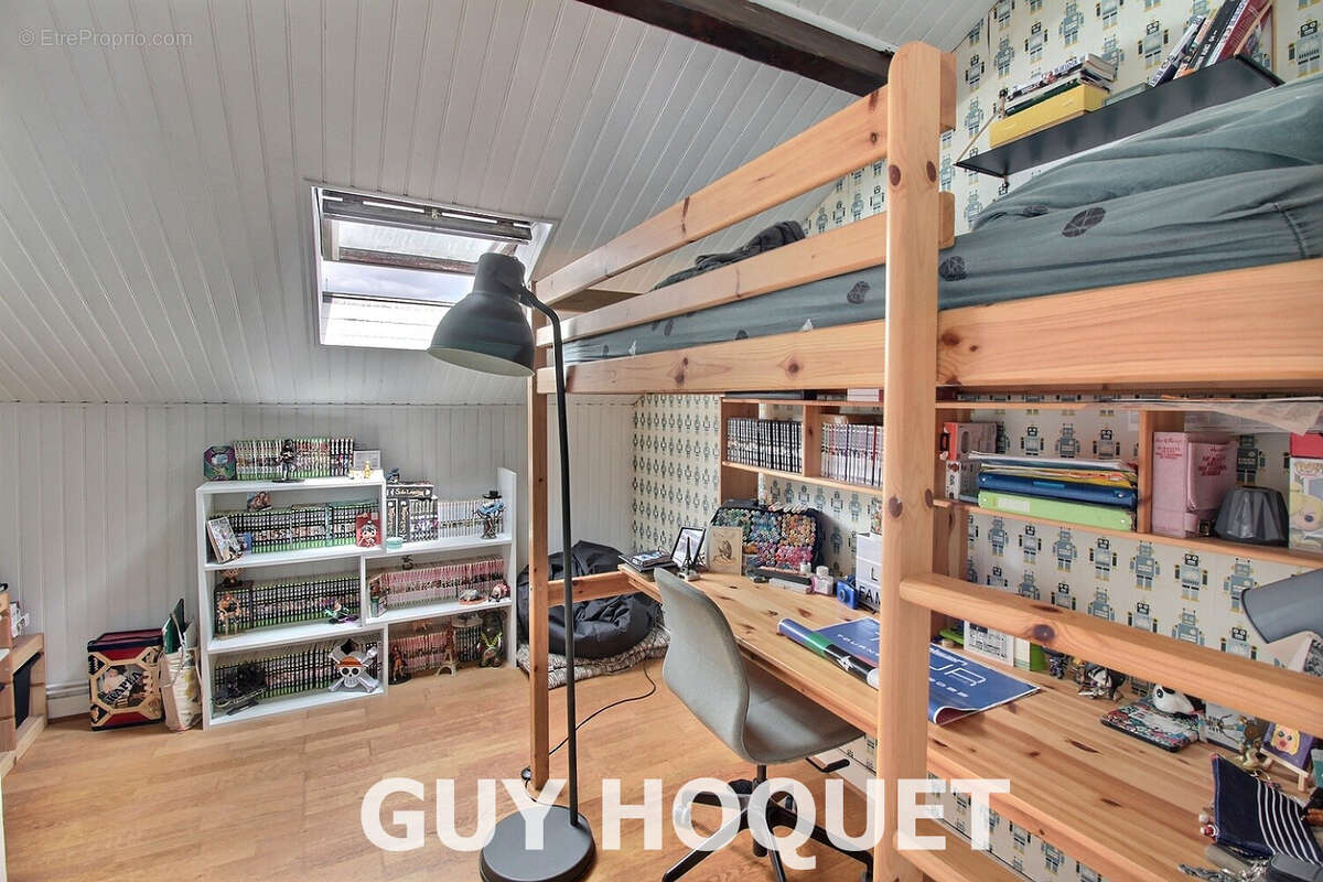 Appartement à SURESNES