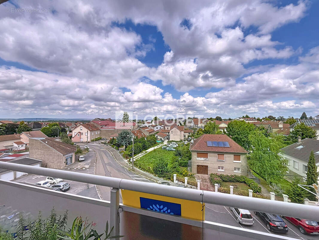 Appartement à CHAUMONT