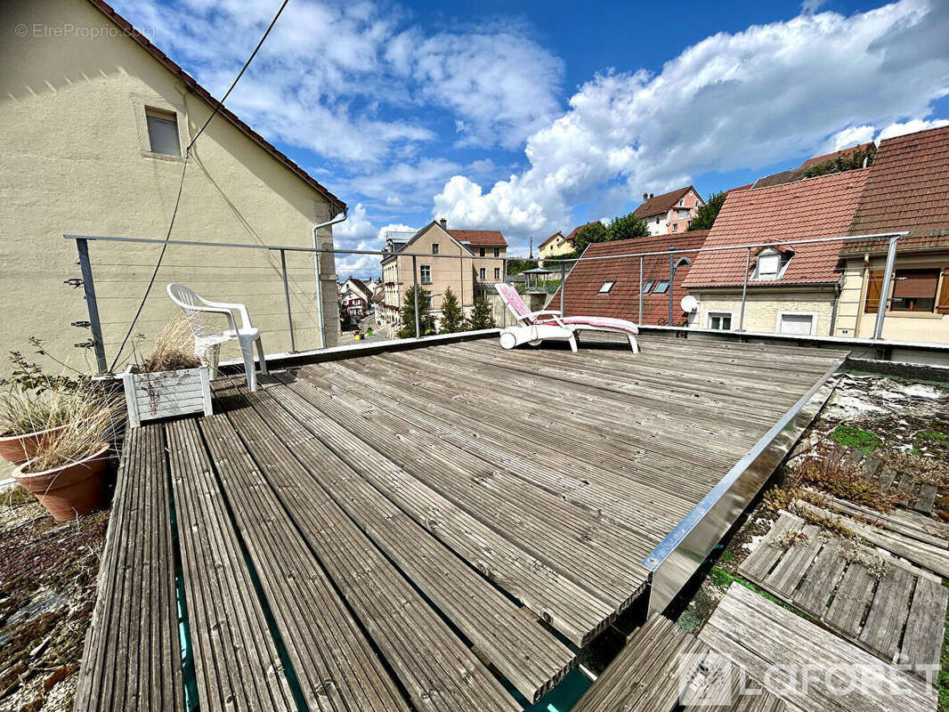 Commerce à BEAUCOURT