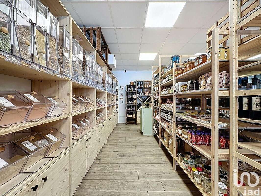 Photo 8 - Commerce à MARCY-L&#039;ETOILE