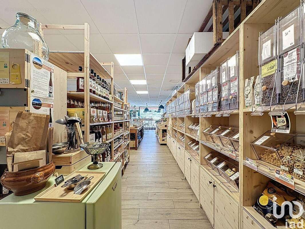 Photo 9 - Commerce à MARCY-L&#039;ETOILE