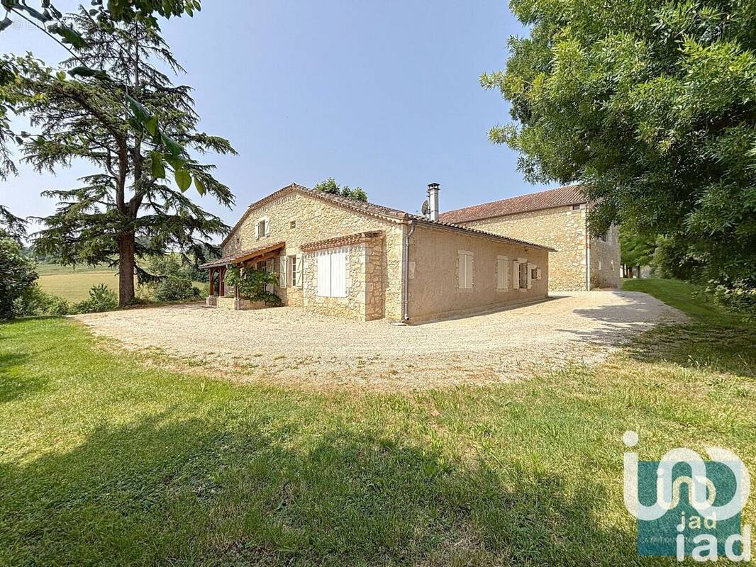 Photo 1 - Maison à PLIEUX