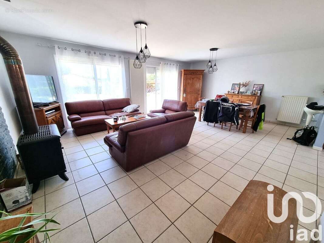 Photo 4 - Maison à LA CHAPELLE-BERTRAND