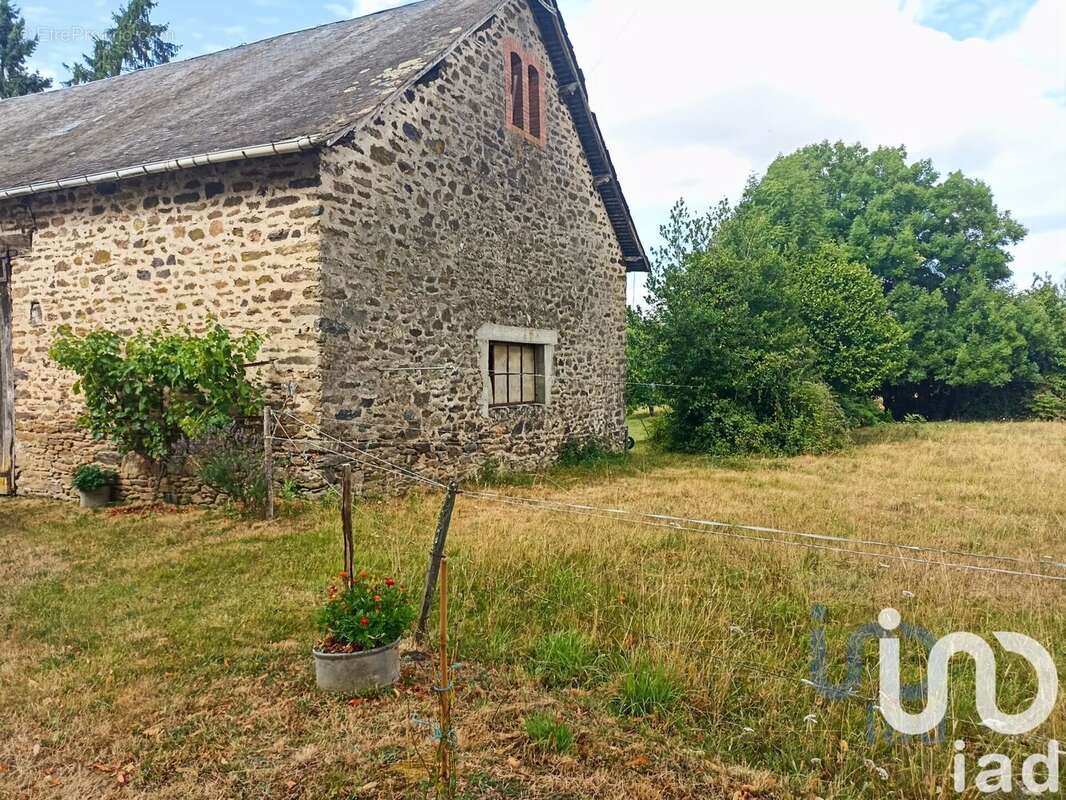 Photo 6 - Maison à SAINT-PARDOUX-CORBIER